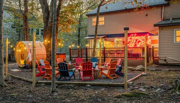 Sleeps 13 • Private Sauna • Hot Tub • Game Room