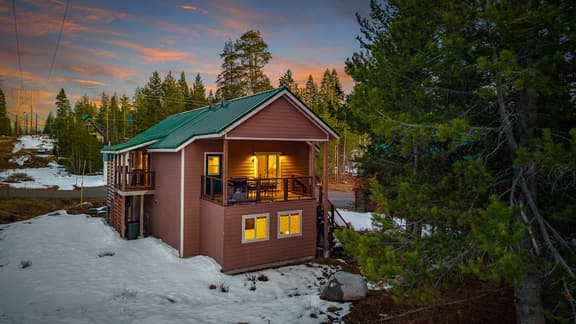 Mountain Retreat | Canoe | Fireplace | Views