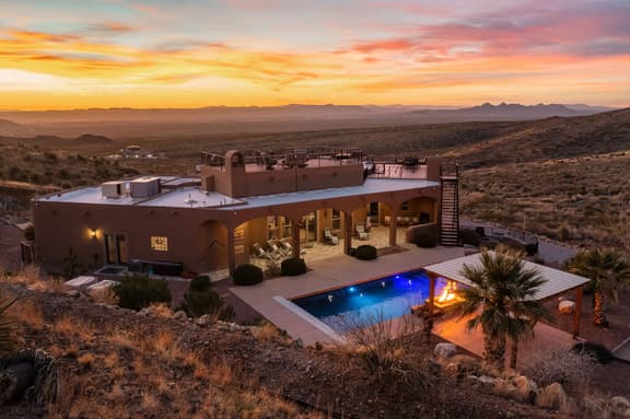 Private Estate: Pool, Views & Events Welcome