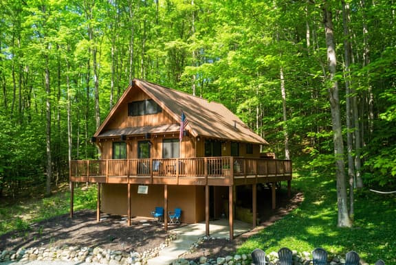 Strause Haus | Near Shanty Creek & Torch Lake