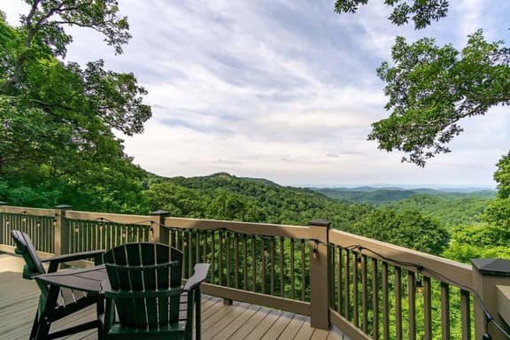The Overlook | Wolf Laurel Hot Tub & Views